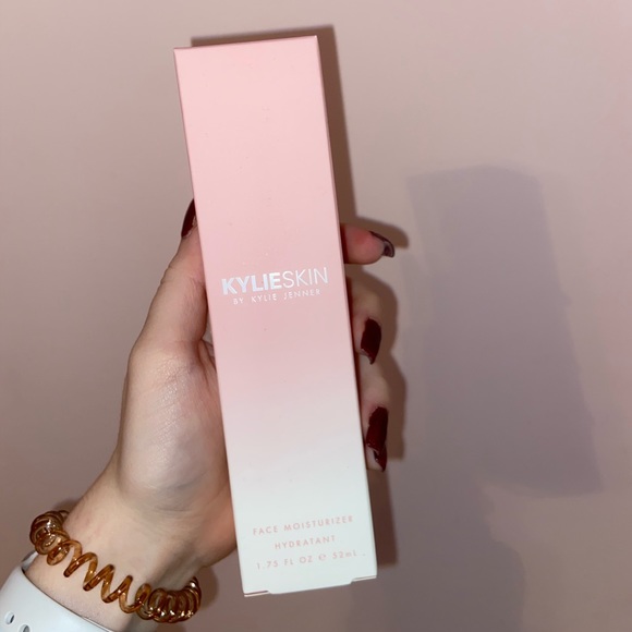 Kylie Cosmetics Other - kylie skin face moisturizer